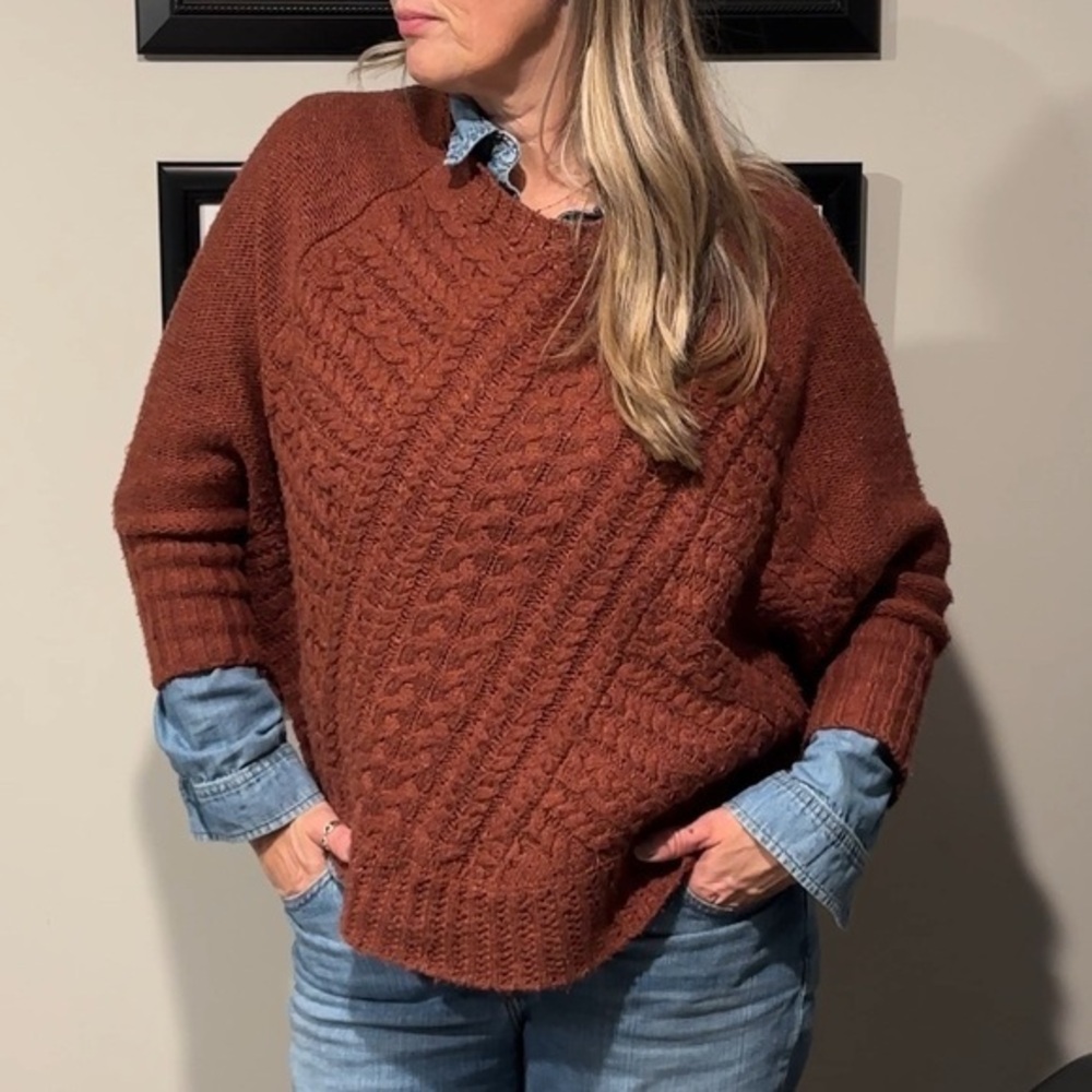 Dress Barn rust Brown Cable Knit batwing poncho Sweater Size Small